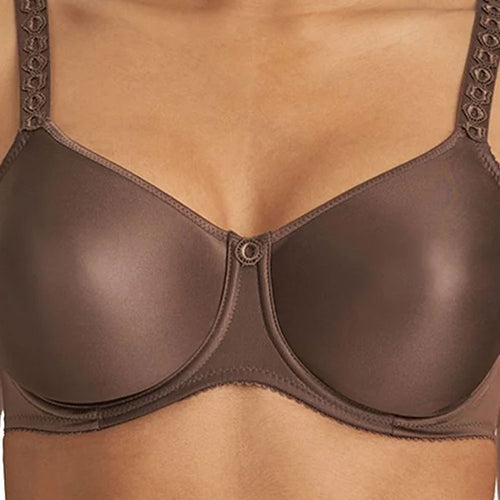 Model wearing PrimaDonna 'Every Woman' Underwired Seamless Full Cup Bra (detail).