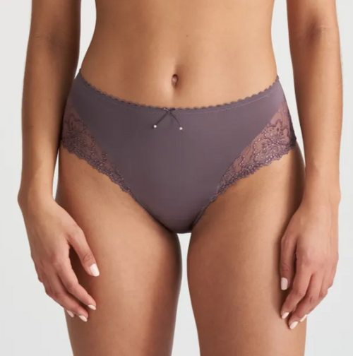 Marie Jo 'Jane' (Candle Night) Full Brief